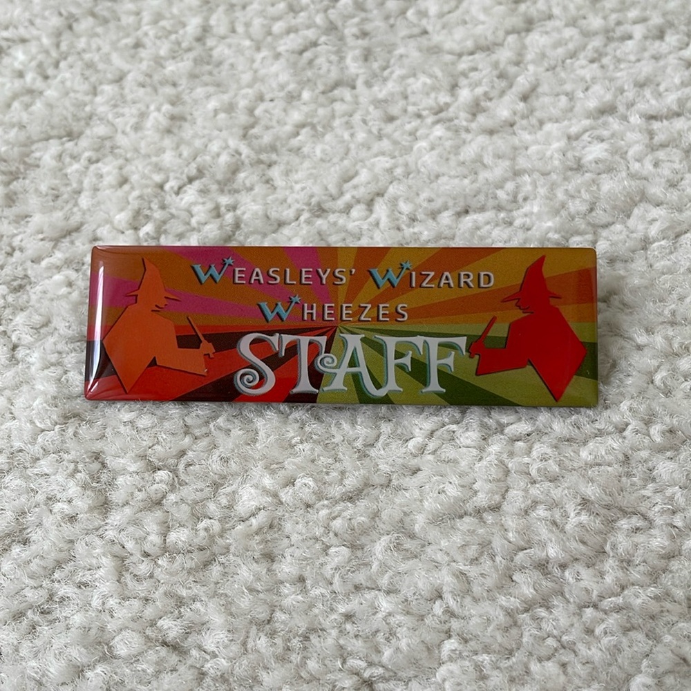 RARE LitJoy Weasleys' Wizard Wheezes Staff Badge